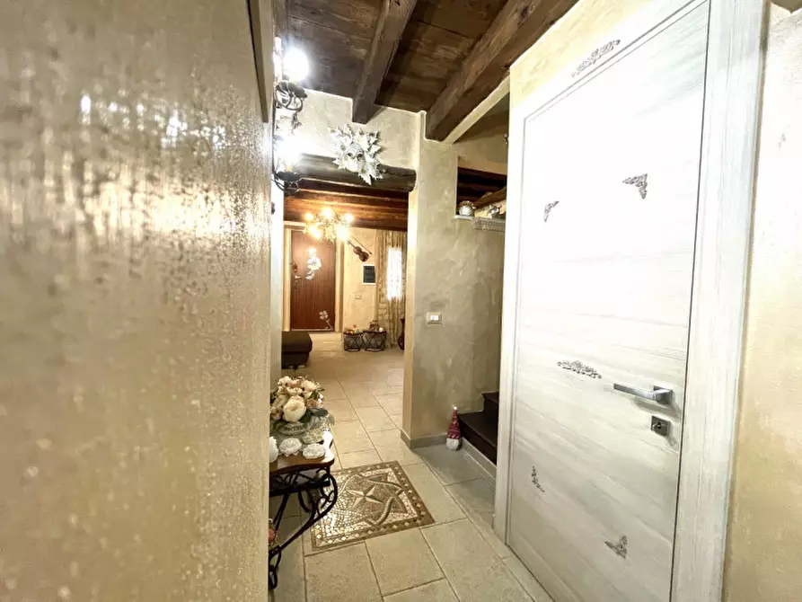 Immagine 24 di Rustico / casale in vendita  in Via Colleoni  38 a Malo