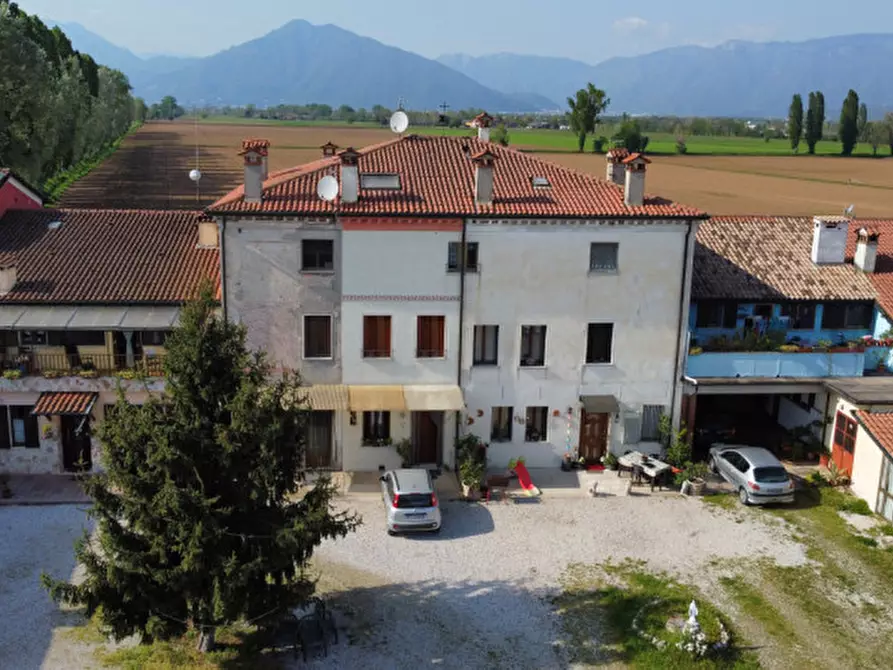 Immagine 26 di Rustico / casale in vendita  in Via Colleoni  38 a Malo