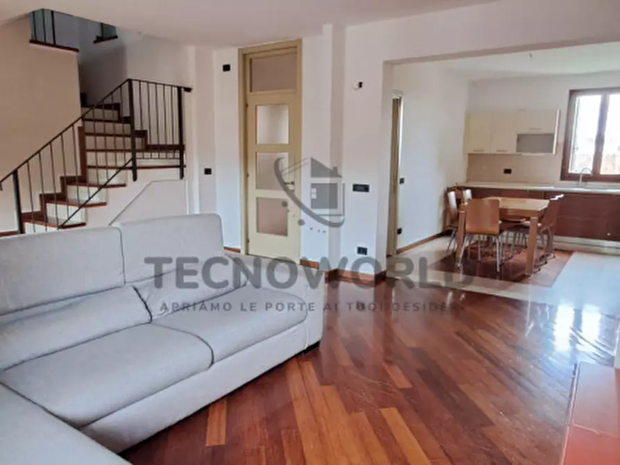 Immagine 1 di Appartamento in vendita  in Via Roma a San Vito Di Leguzzano