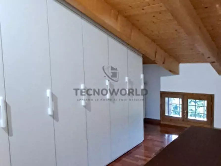 Immagine 16 di Appartamento in vendita  in Via Roma a San Vito Di Leguzzano