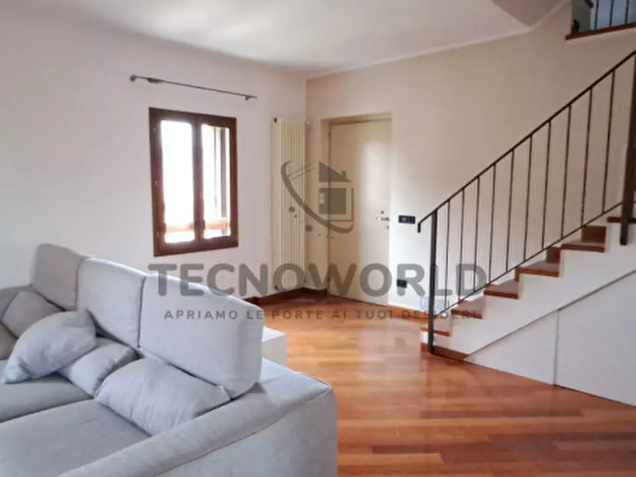 Immagine 22 di Appartamento in vendita  in Via Roma a San Vito Di Leguzzano