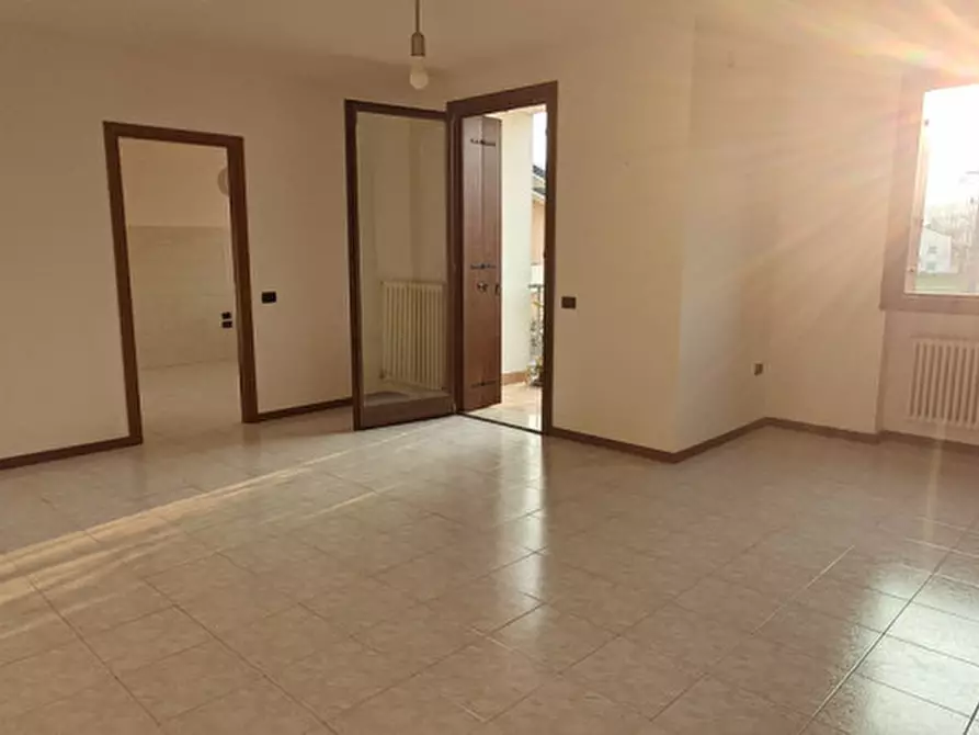 Immagine 3 di Appartamento in vendita  in via magrè a San Vito Di Leguzzano