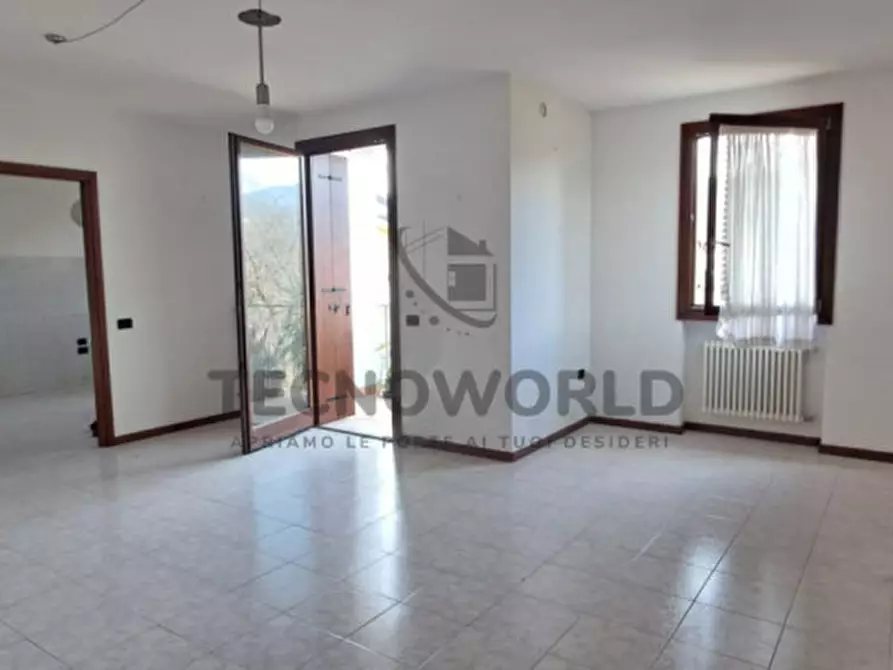 Immagine 6 di Appartamento in vendita  in via magrè a San Vito Di Leguzzano