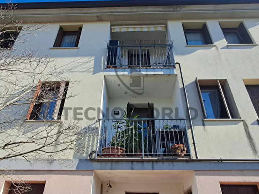 Immagine 13 di Appartamento in vendita  in via magrè a San Vito Di Leguzzano