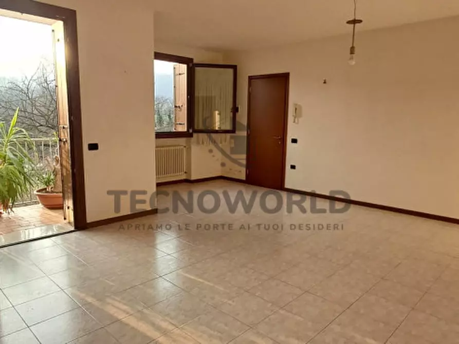 Immagine 17 di Appartamento in vendita  in via magrè a San Vito Di Leguzzano