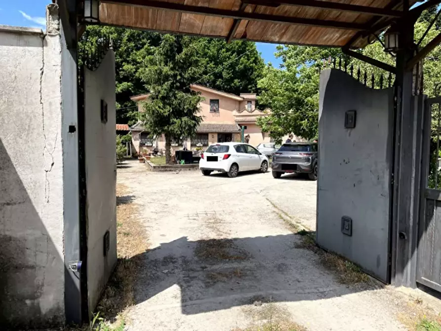 Immagine 1 di Villa in vendita  in via tuscolana 29 - 00031 Artena (RM) a Artena