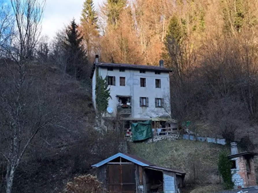 Immagine 1 di Casa indipendente in vendita  in localita' avien a Seren Del Grappa