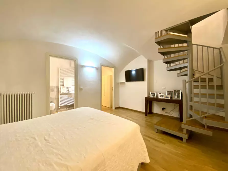 Immagine 49 di Appartamento in vendita  in Via Caldarese a Bologna