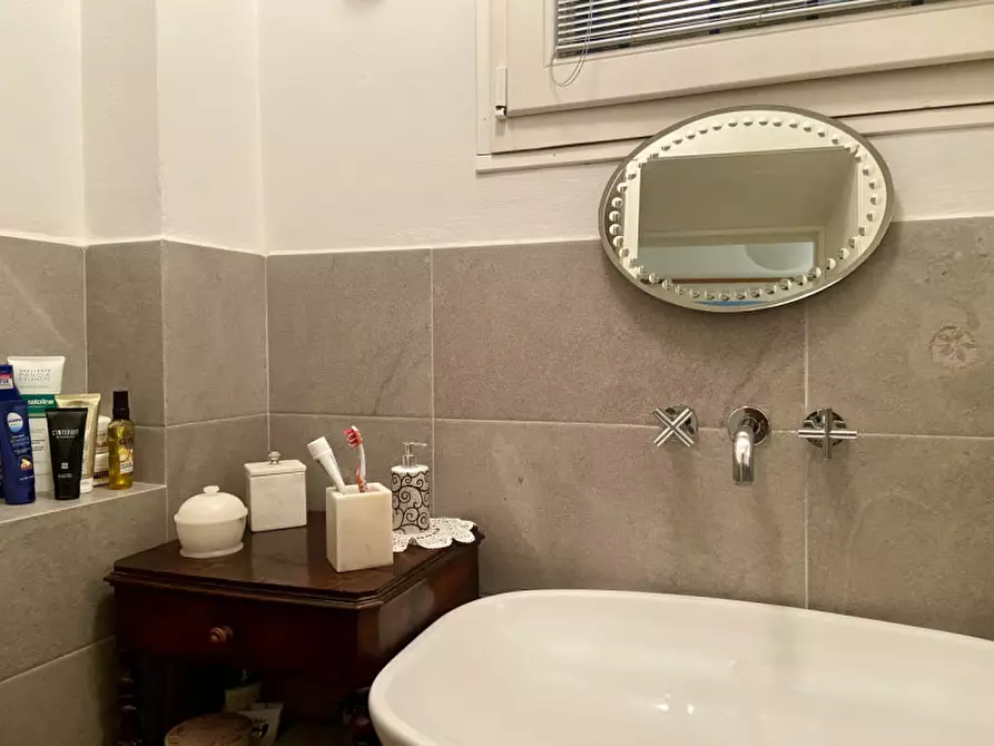 Immagine 52 di Appartamento in vendita  in Via Caldarese a Bologna