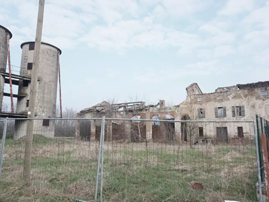Immagine 5 di Rustico / casale in vendita  in via al malcantone a Sorbolo Mezzani
