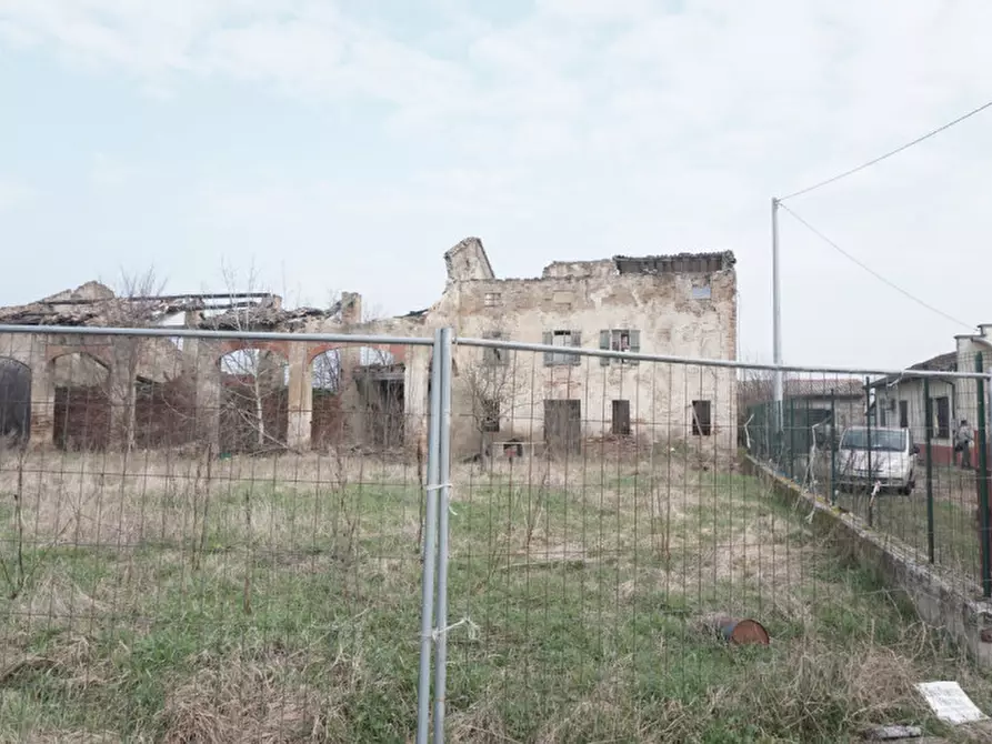 Immagine 6 di Rustico / casale in vendita  in via al malcantone a Sorbolo Mezzani
