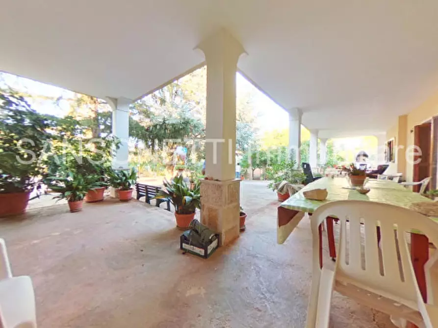 Immagine 13 di Villa in vendita  in ANES a Fasano