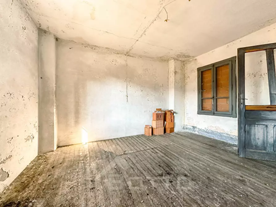 Immagine 11 di Villetta a schiera in vendita  in Via Montrigone 18 a Borgosesia