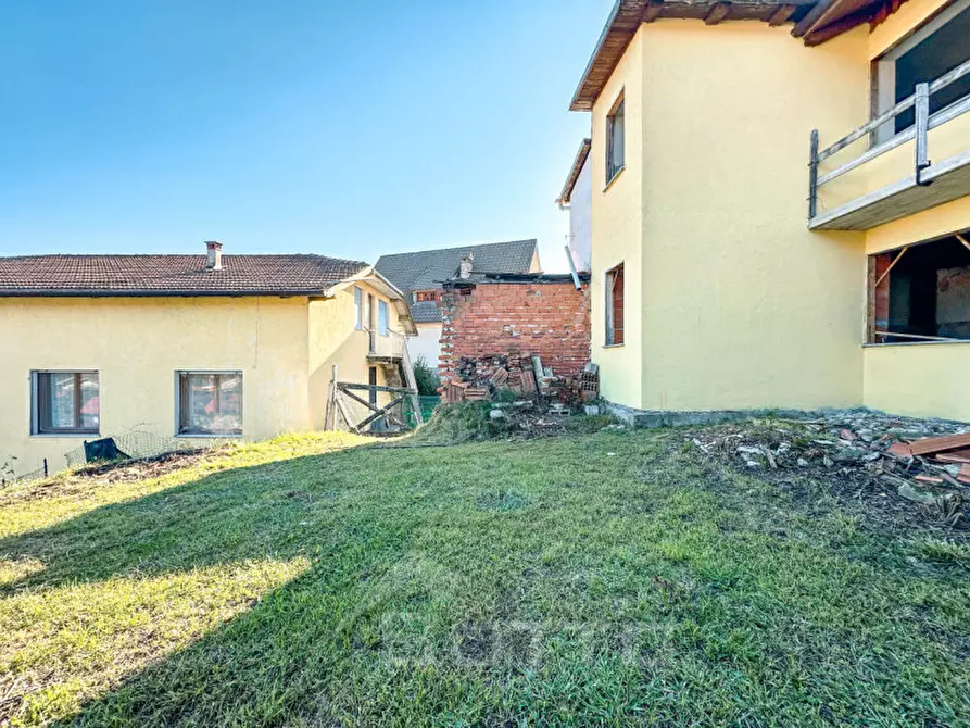 Immagine 24 di Villetta a schiera in vendita  in Via Montrigone 18 a Borgosesia