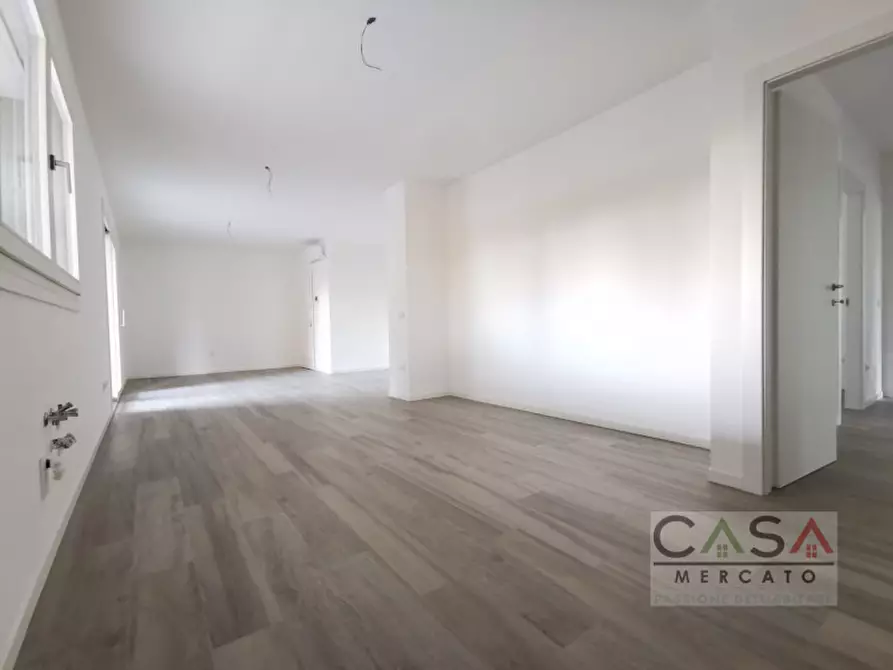 Immagine 4 di Appartamento in vendita  in Via Noncello a Pordenone