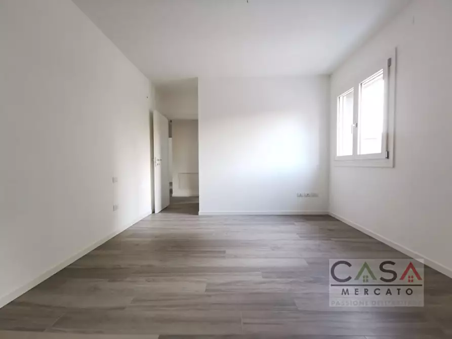 Immagine 12 di Appartamento in vendita  in Via Noncello a Pordenone