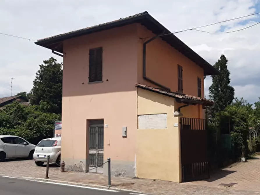Immagine 2 di Casa indipendente in vendita  in via Roma n° 35 a Sannazzaro De' Burgondi