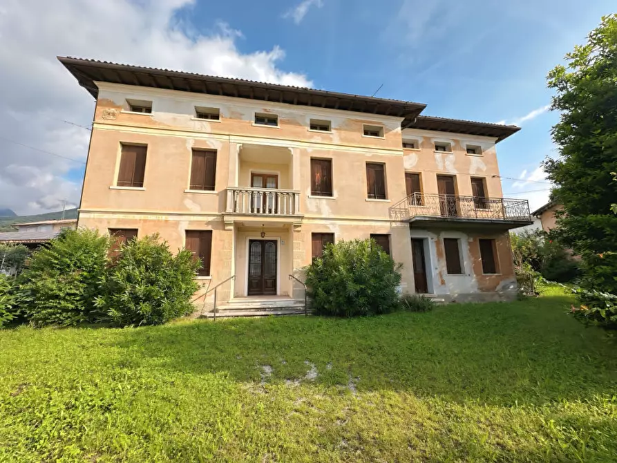 Immagine 2 di Villa in vendita  in Via antonio Canova a Possagno