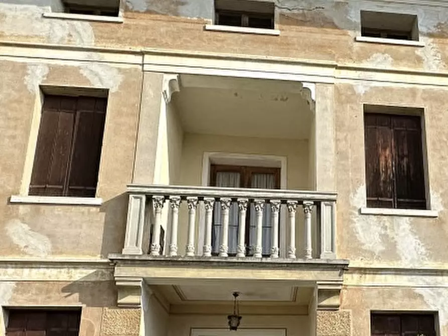 Immagine 37 di Villa in vendita  in Via antonio Canova a Possagno