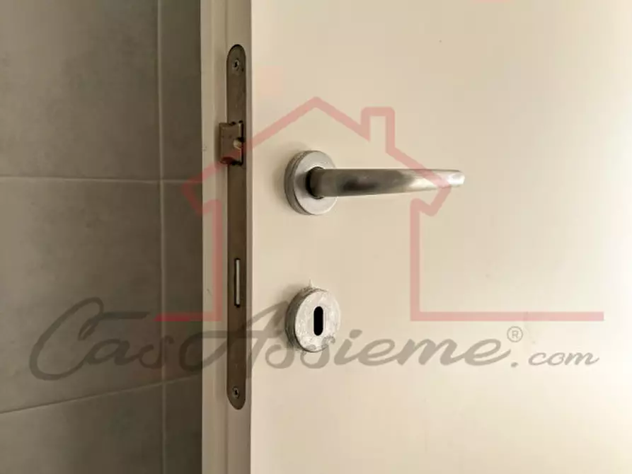 Immagine 9 di Negozio in vendita  a Tombolo