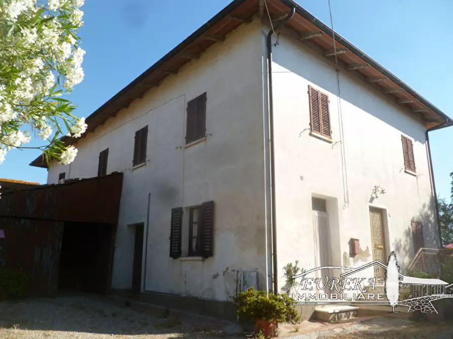 Immagine 1 di Casa indipendente in vendita  in valiano a Montepulciano