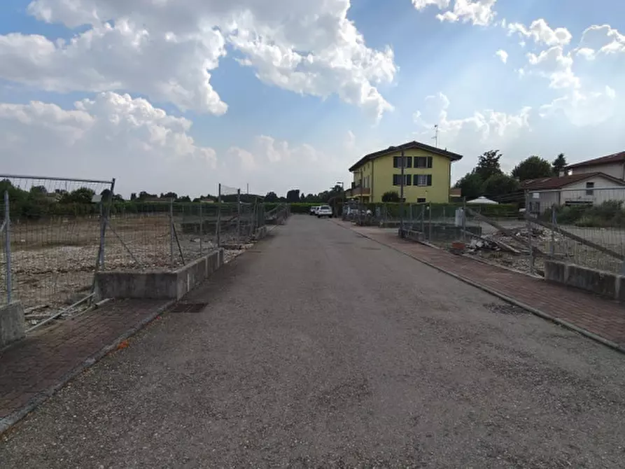 Immagine 5 di Terreno in vendita  in VIA FAZZANO a Correggio