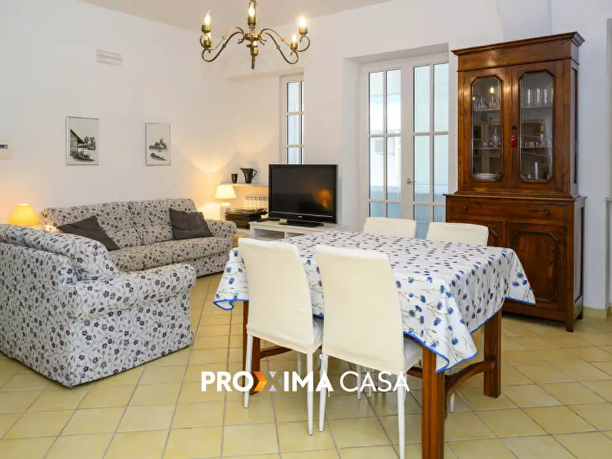 Immagine 1 di Appartamento in vendita  in Via Ottavio De Sica 11 a Salerno