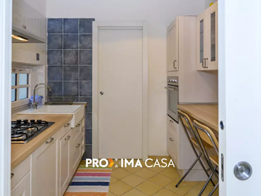 Immagine 5 di Appartamento in vendita  in Via Ottavio De Sica 11 a Salerno