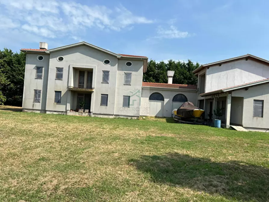 Immagine 11 di Villa in vendita  in via leonardo da vinci a Eraclea
