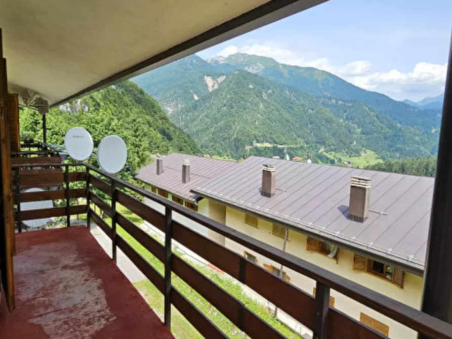 Immagine 6 di Appartamento in vendita  in Località Ciolos 10 a Forni Avoltri