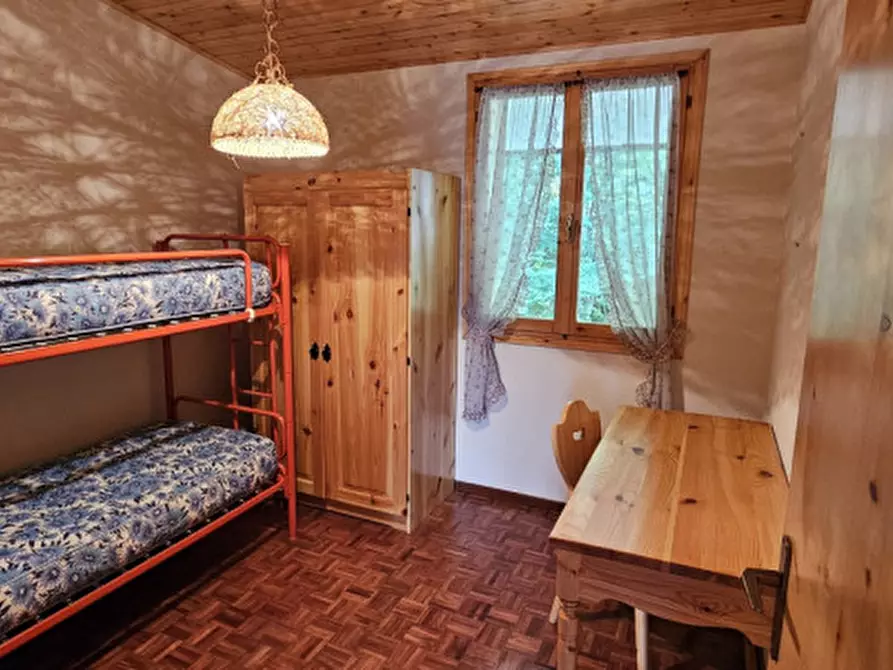 Immagine 12 di Appartamento in vendita  in Località Ciolos 10 a Forni Avoltri