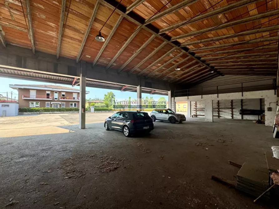 Immagine 3 di Capannone industriale in vendita  in via brescia a Calcinato