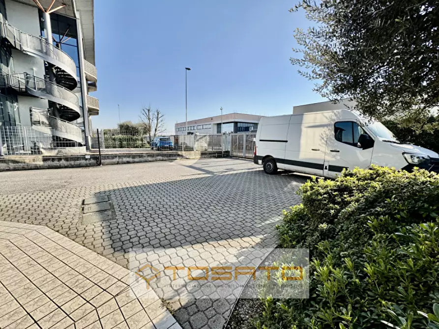 Immagine 5 di Ufficio in vendita  a Zevio