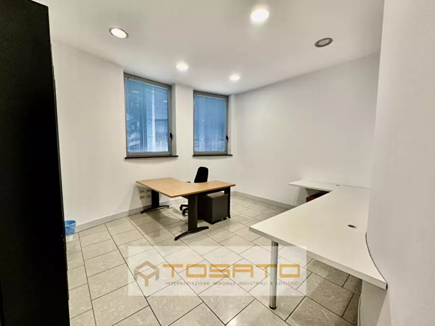 Immagine 9 di Ufficio in vendita  a Zevio