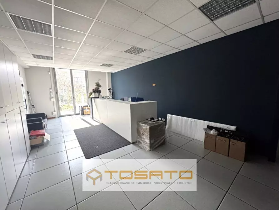 Immagine 15 di Ufficio in vendita  a Zevio