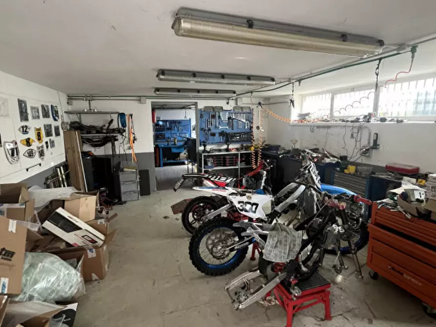 Immagine 4 di Capannone industriale in affitto  in via poggilupi a Terranuova Bracciolini