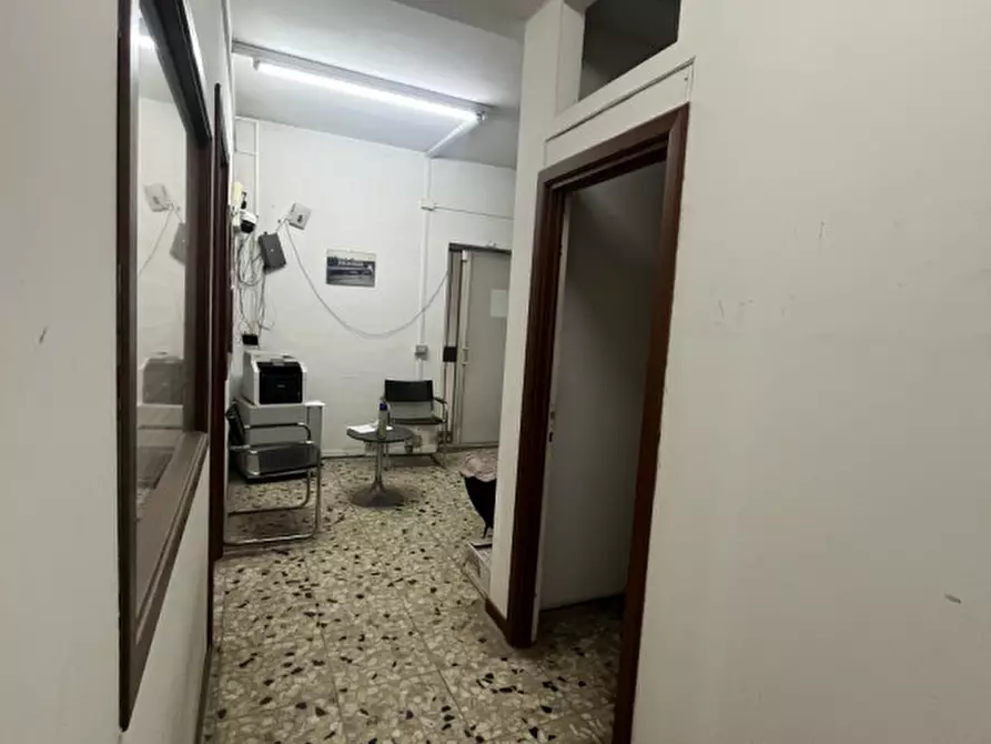 Immagine 8 di Capannone industriale in affitto  in via poggilupi a Terranuova Bracciolini