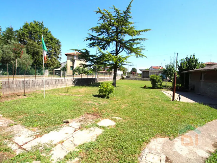 Immagine 17 di Appartamento in vendita  in via Palmanova 6 a Porpetto