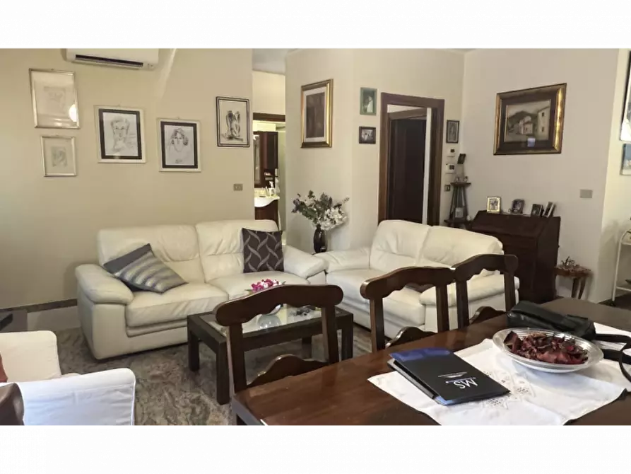 Immagine 3 di Appartamento in vendita  in via verde a Ozzano Dell'emilia