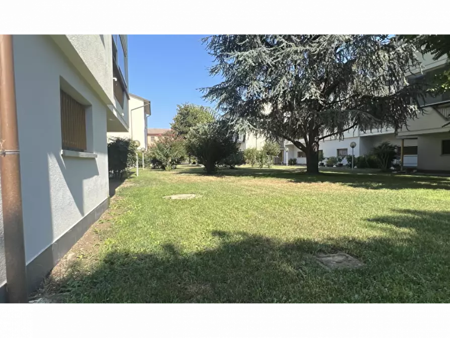 Immagine 21 di Appartamento in vendita  in via verde a Ozzano Dell'emilia