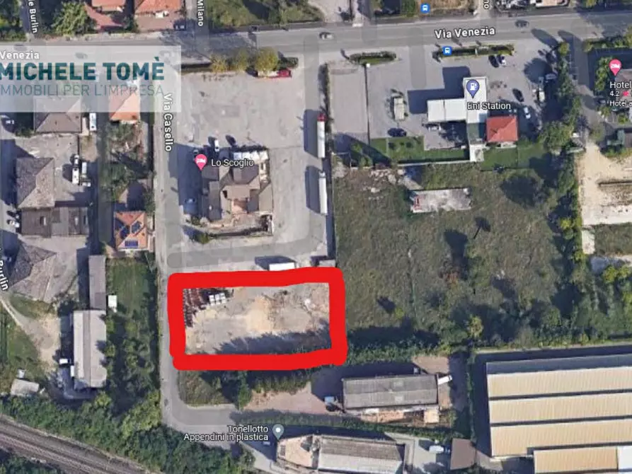 Immagine 3 di Terreno in vendita  in via venezia a Castelnuovo Del Garda