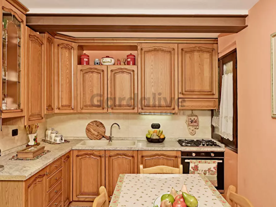 Immagine 8 di Appartamento in vendita  in Via Erta di Ustecchio 20 a Tremosine