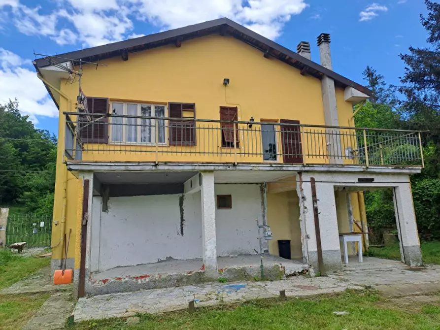 Immagine 1 di Villa in vendita  in via riva a Pontinvrea