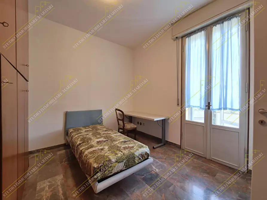 Immagine 10 di Camera in affitto  in via zanardi a Bologna