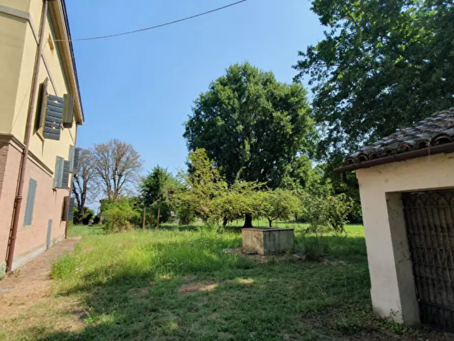 Immagine 28 di Villa in vendita  in VIA SAN MATTEO a Medolla