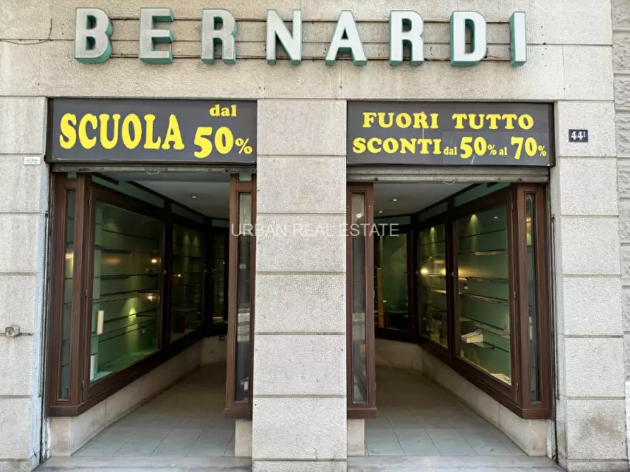 Immagine 16 di Negozio in affitto  in Via Mazzini 44/E a Trieste