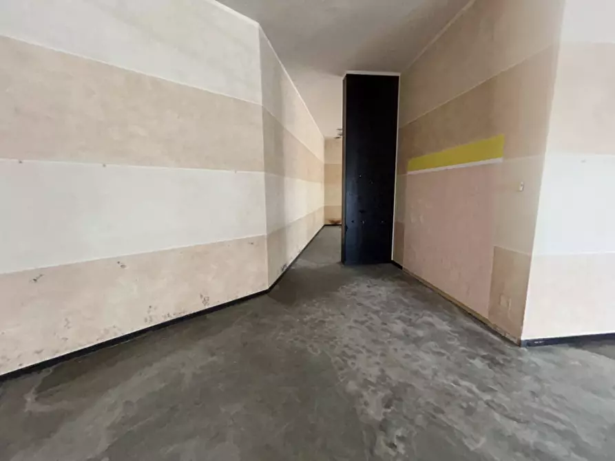 Immagine 6 di Palazzo in vendita  a Chiari