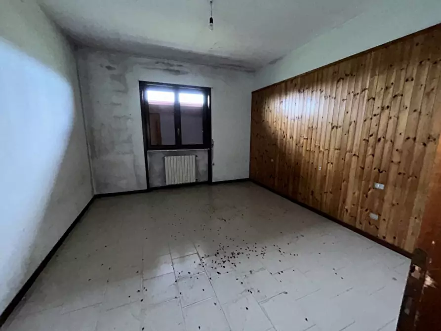 Immagine 44 di Palazzo in vendita  a Chiari