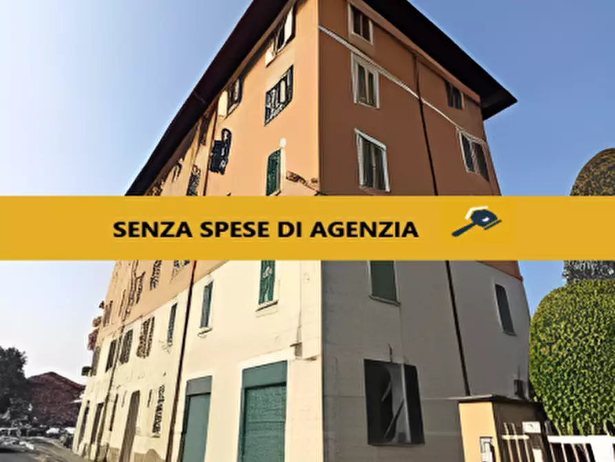 Immagine 1 di Appartamento in vendita  in via Roma 11 a Carnate