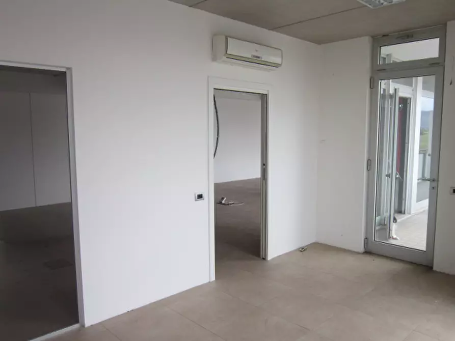 Immagine 4 di Ufficio in vendita  in Chiari via Brescia 43 a Chiari